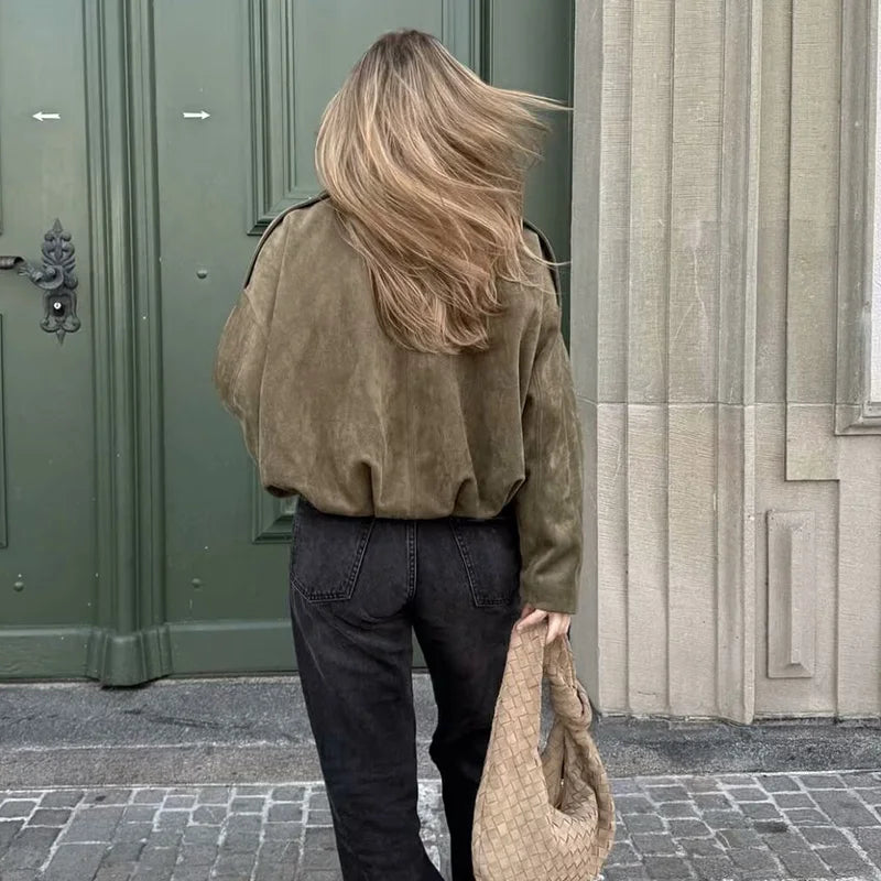 Ebony Coat | Trend 2025
